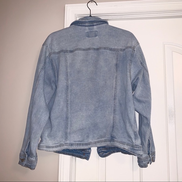 Universal Thread Jean Jacket - Picture 5 of 8